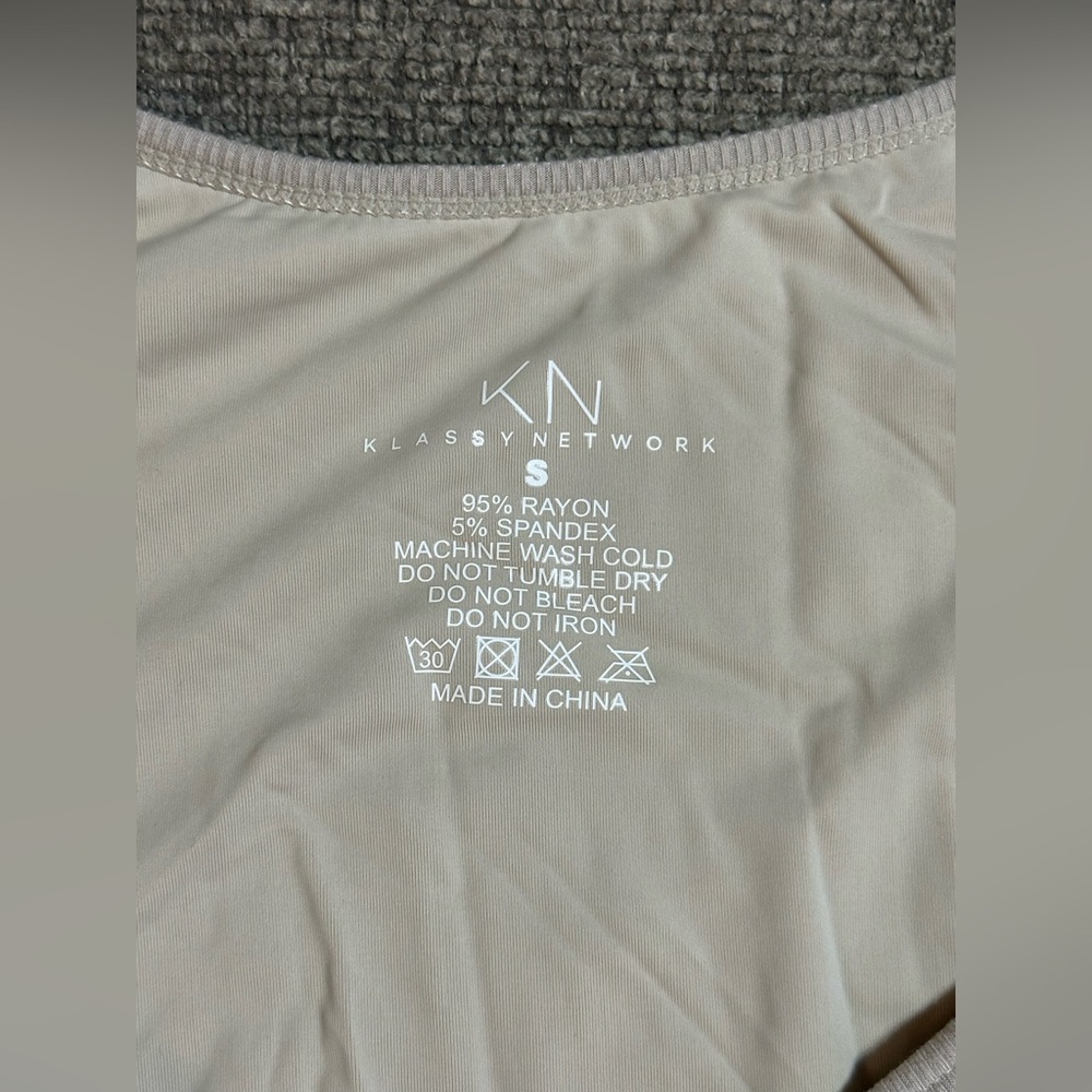 Klassy Network Henley T-Shirt Brami - Picture 6 of 6